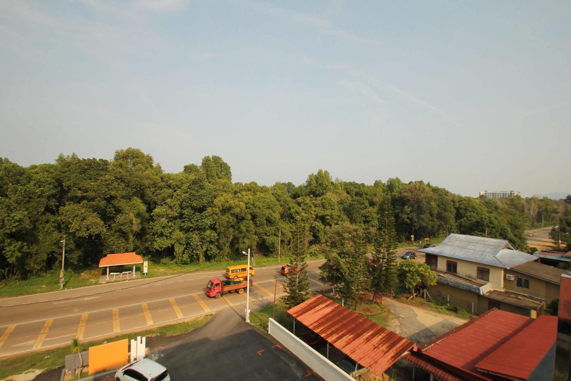 Eastville Residence Kuantan Exterior foto